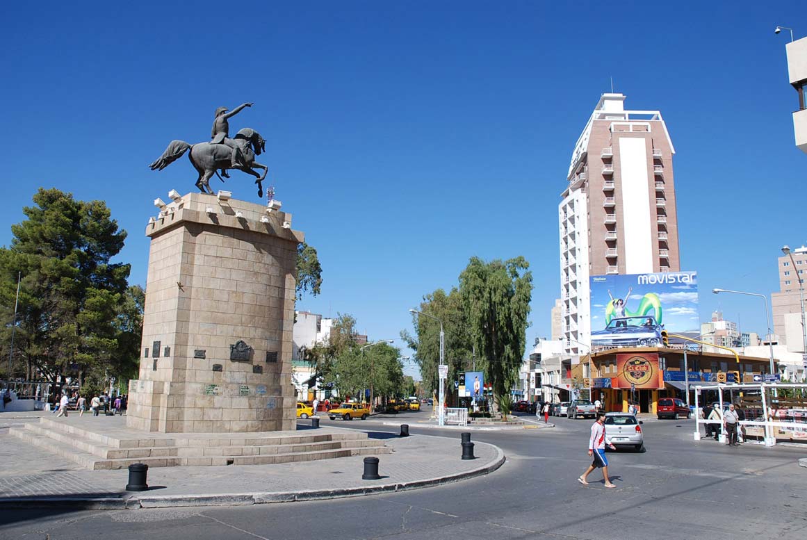 Resultado de imagen para neuquen ciudad imagenes