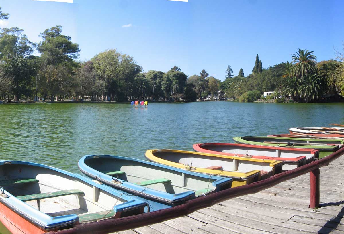 El Lago del Bosque de la ciudad de La Plata Tripin Argentina