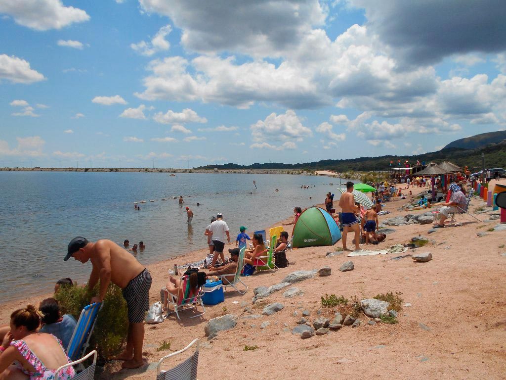 Poca Playa en Dique Piscu Yaco - foto: Nanunadia para tripadvisor